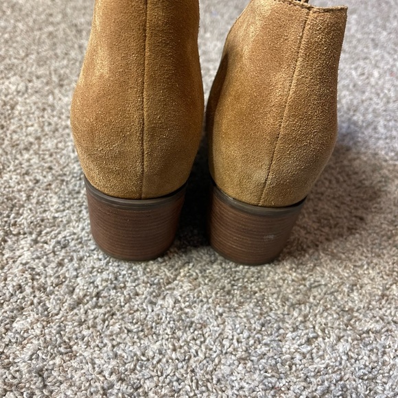 Jessica Simpson ankle suede heeled booties, size 10 - Picture 5 of 8